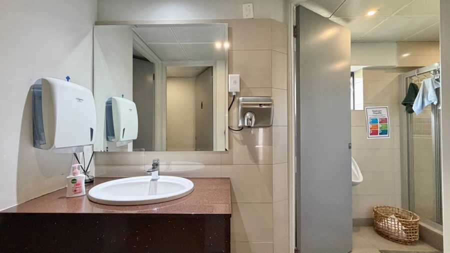 To Let Commercial Property for Rent in Techno Park Western Cape